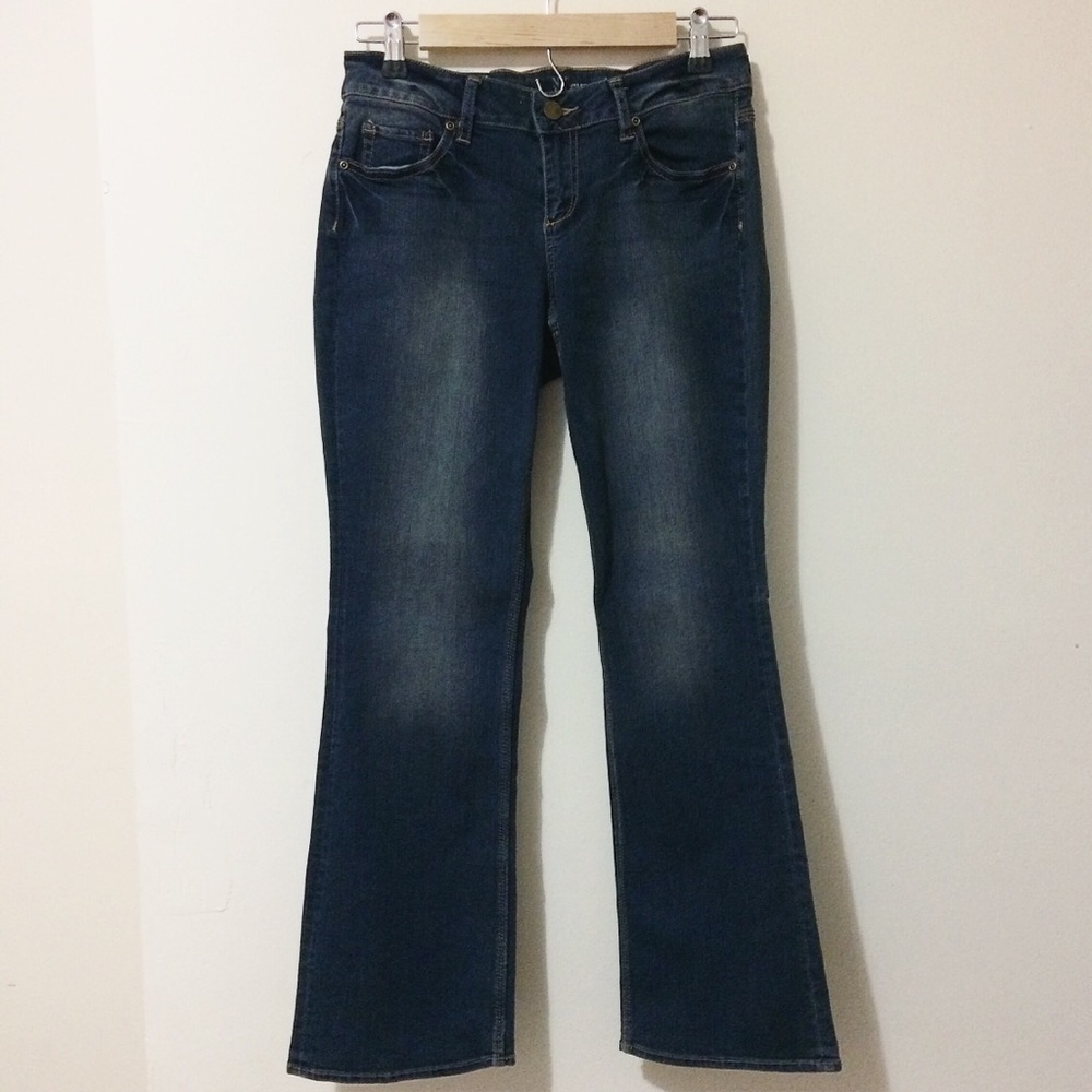 NWT New York & Company curvy bootcut jeans 8P